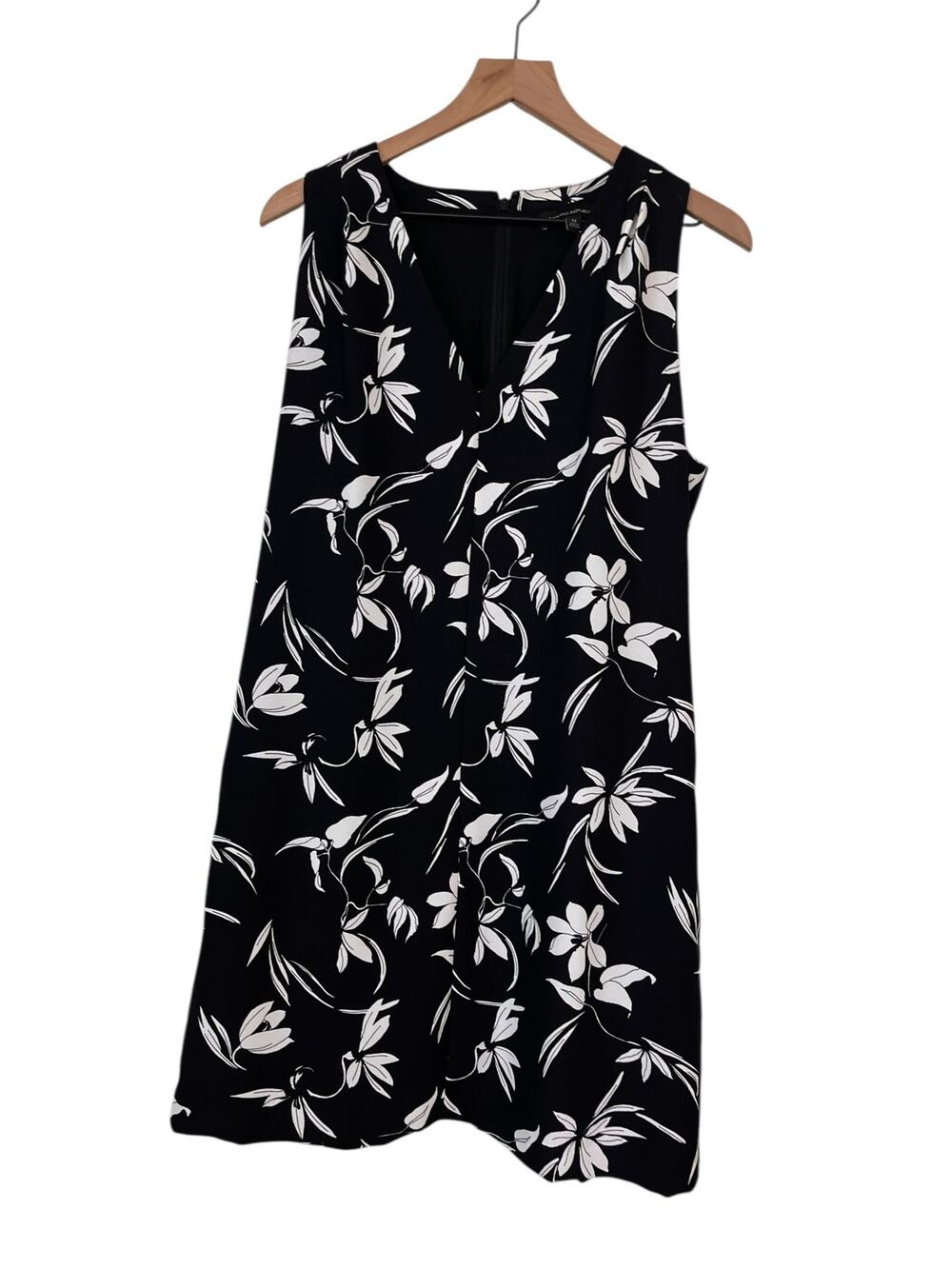 Banana Republic Womens V Neck Black and White Floral Shift Career Dress Size 12
